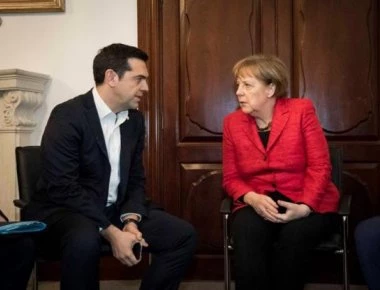 Συμβιβασμό Τσίπρα-Μέρκελ για χρέος και προσφυγικό «βλέπει» η Citi